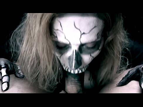 ❤️ Fată demonică sugând pula cu gura ei neagră și înghițind spermă. at ro.pornoxlxx.ru ❌️